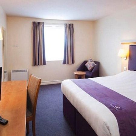 Premier Inn קילמרנוק מראה חיצוני תמונה