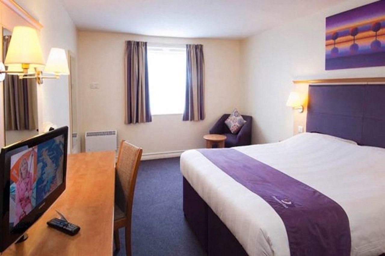 Premier Inn קילמרנוק מראה חיצוני תמונה